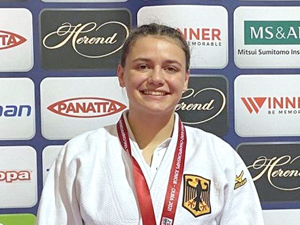 <h3>Raffaela Igl</h3><p>Judo</p><p><strong>2. Platz Europameisterschaft im Team</strong></p>