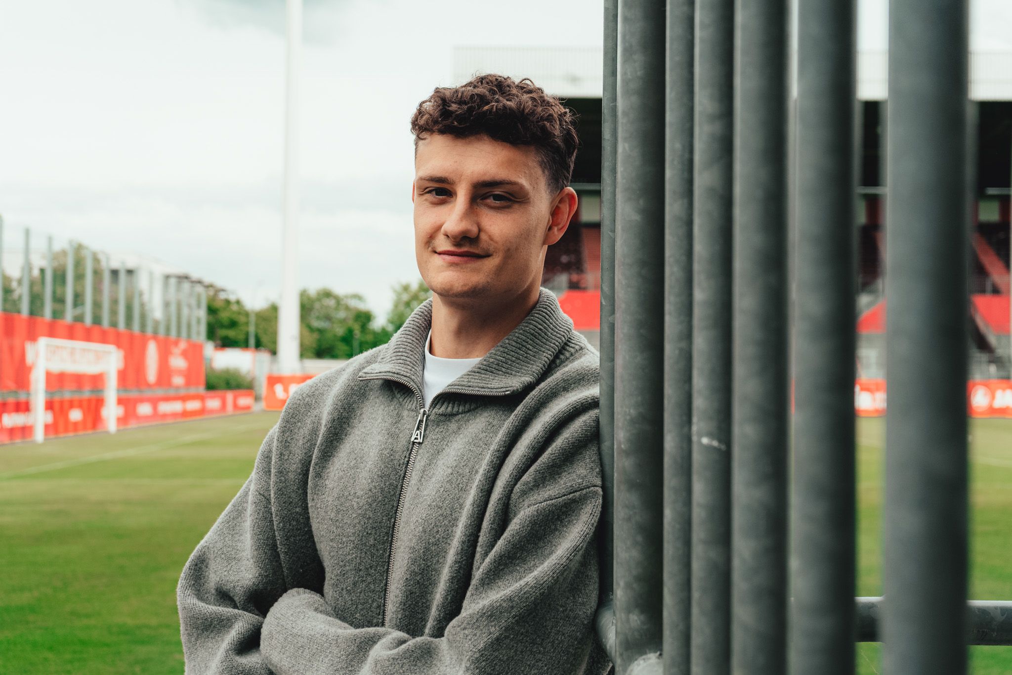<h3>Eric Martel</h3><p>(Fu&szlig;ball)</p><p><strong>Aufstieg in die 1. Fu&szlig;ball Bundesliga mit dem 1. FC K&ouml;ln (als<br />Stammspieler), Kapit&auml;n der U21 Nationalmannschaft, Vizeeuropameister<br />U21</strong></p>